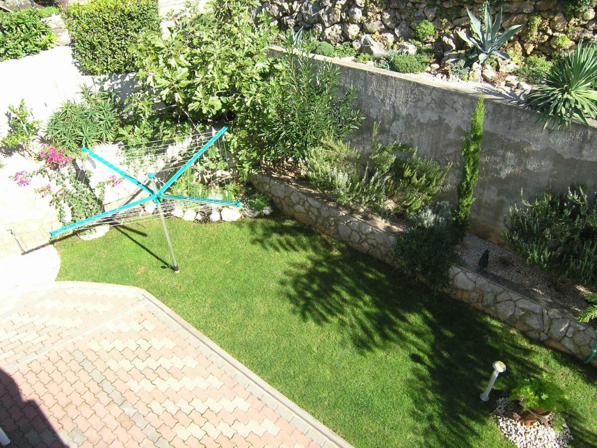 Apartments Kristina Krk Town Exterior photo